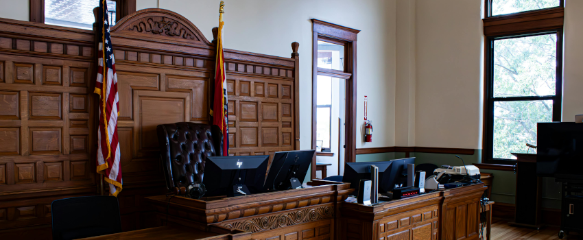 Picture of a courtroom